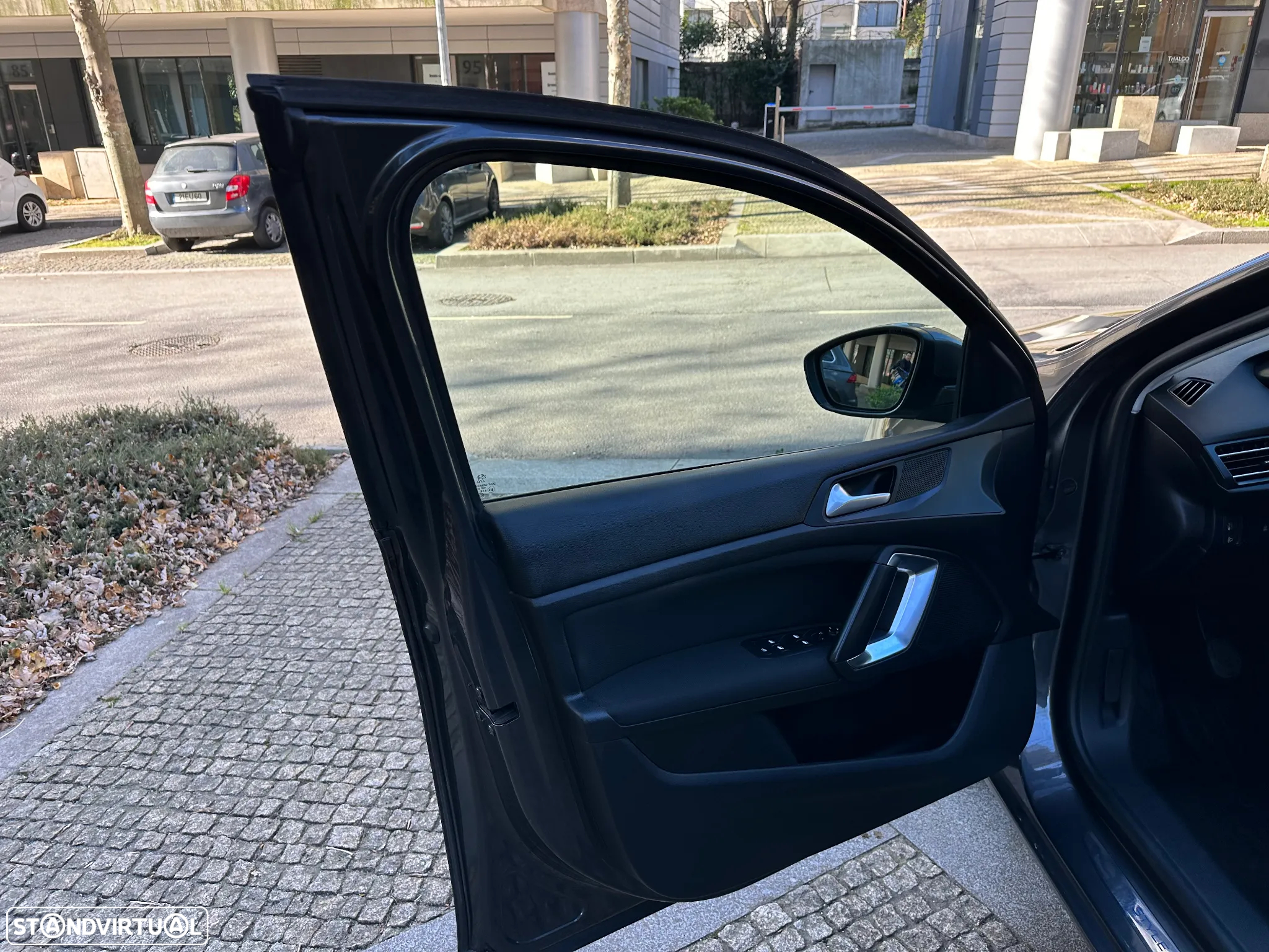 Peugeot 308 1.5 BlueHDi Style - 11