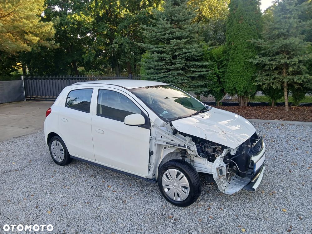 Mitsubishi Space Star 1.0 Invite - 15