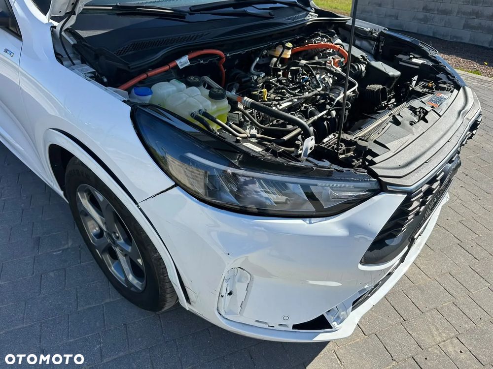 Ford Kuga 2.5 Duratec FHEV ST-LINE - 18
