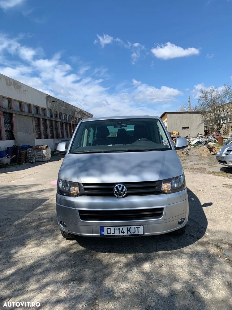 Volkswagen Caravelle - 1