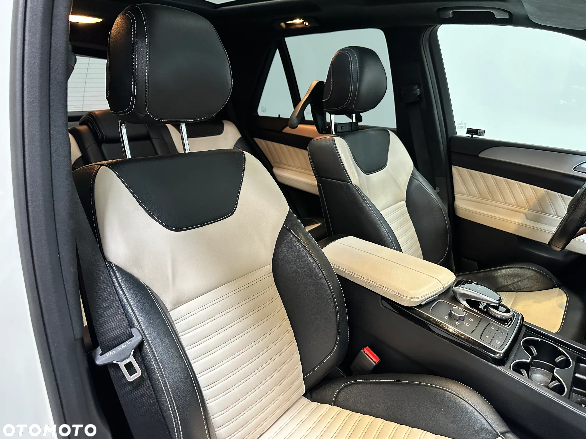 Mercedes-Benz GLE 350 d 4-Matic - 15