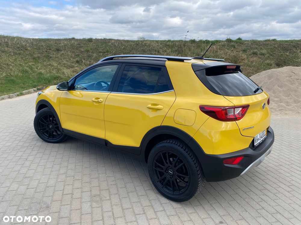 Kia Stonic 1.6 CRDi Platinum Edition - 3