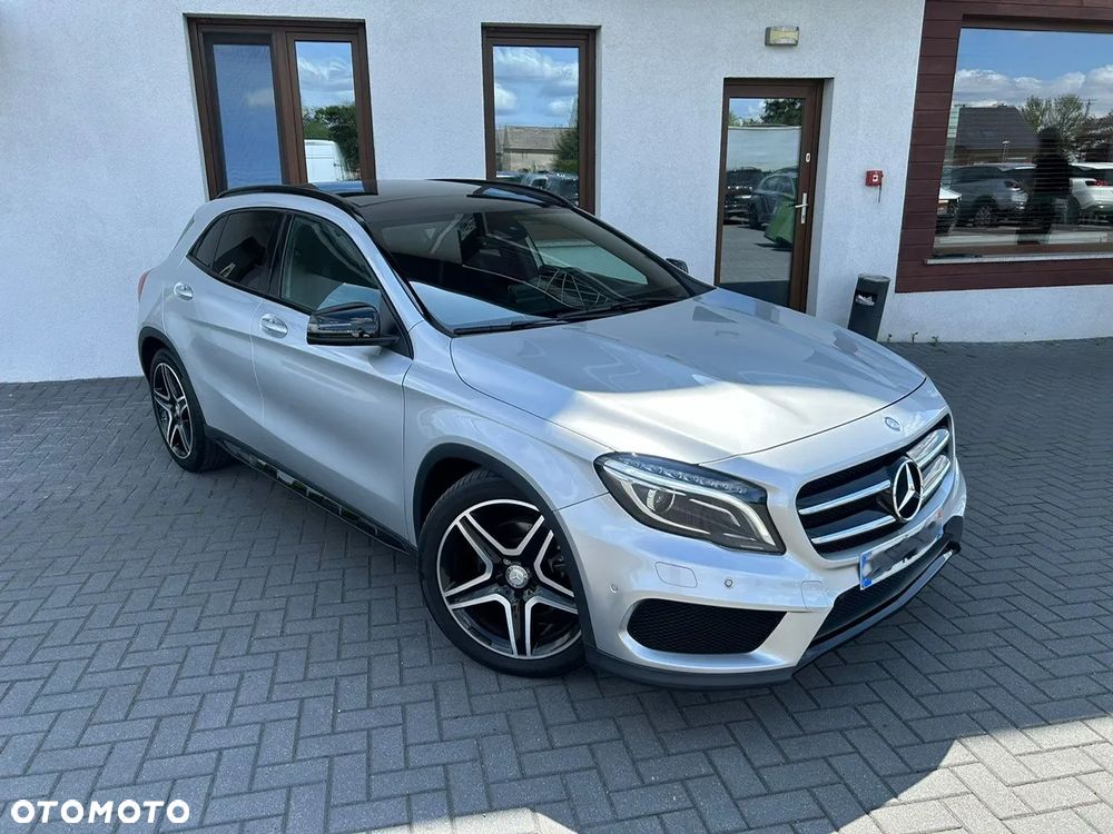 Mercedes-Benz GLA - 4