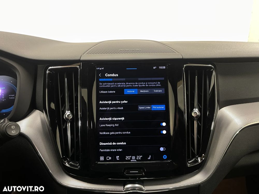 Volvo XC 60 Recharge T8 Twin Engine eAWD R-Design - 17