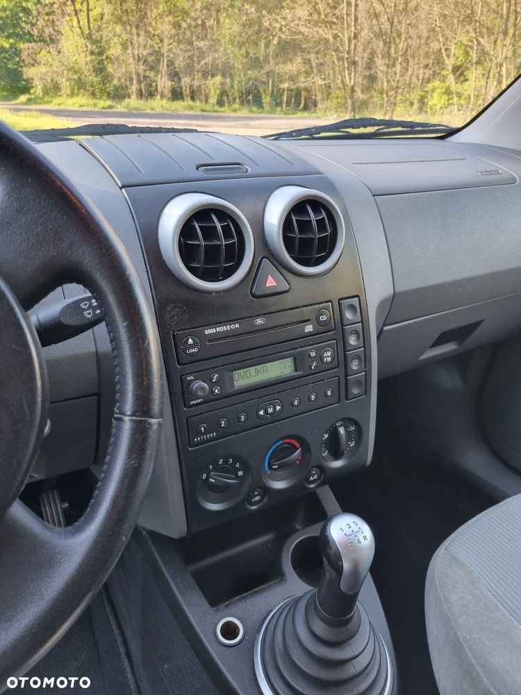 Ford Fusion 1.6 Fun X - 18