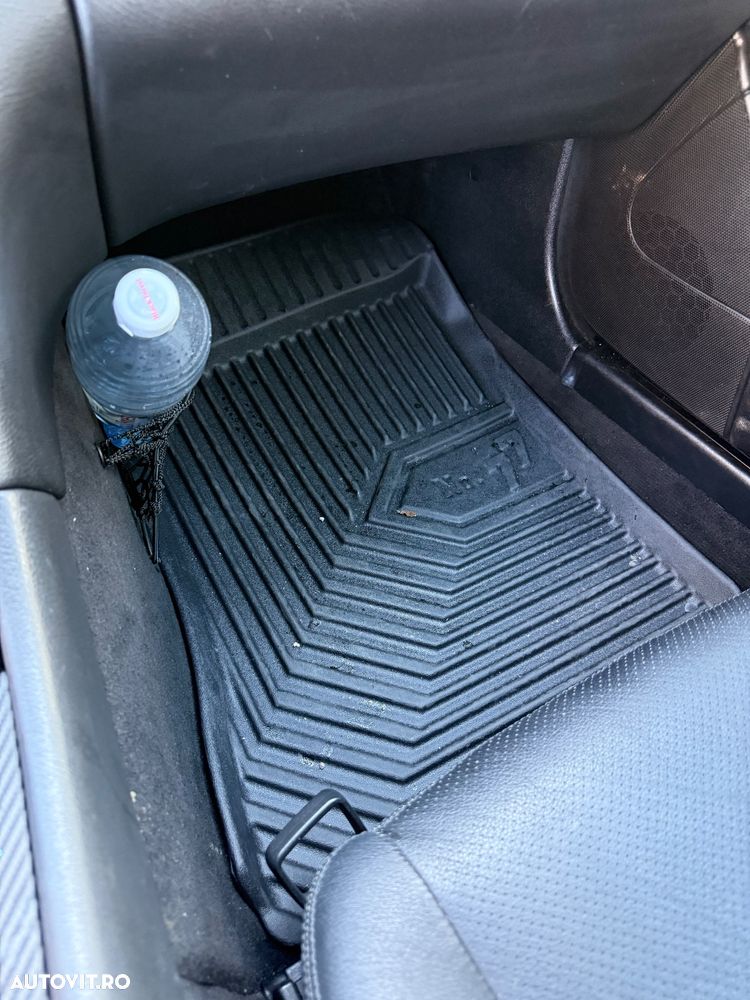 MERCEDES-BENZ C-Class 2004 — imagine 6
