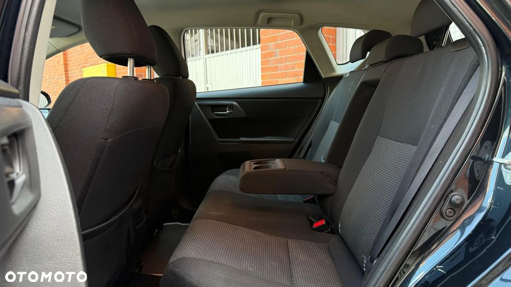 Toyota Auris - 6