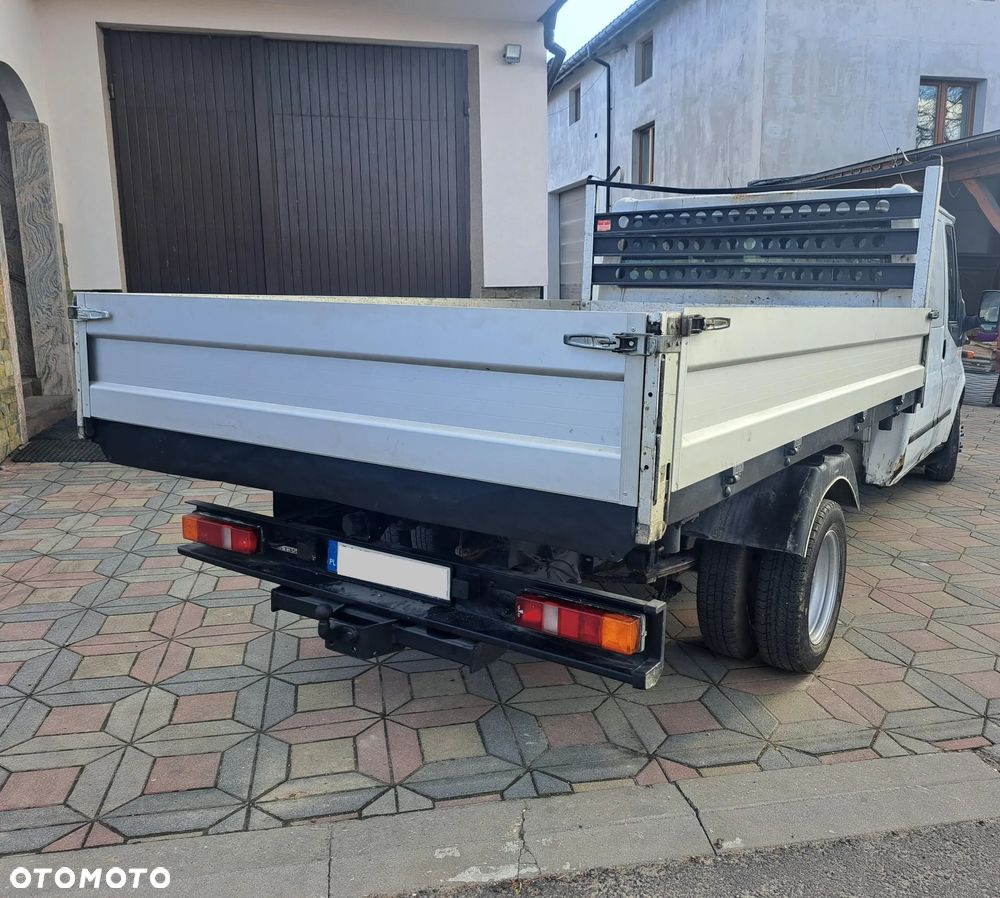 Ford Transit - 19