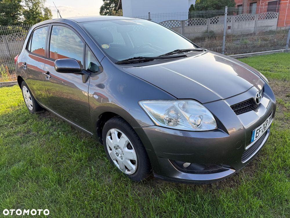 Toyota Auris 2.0 D-4D Edition - 1