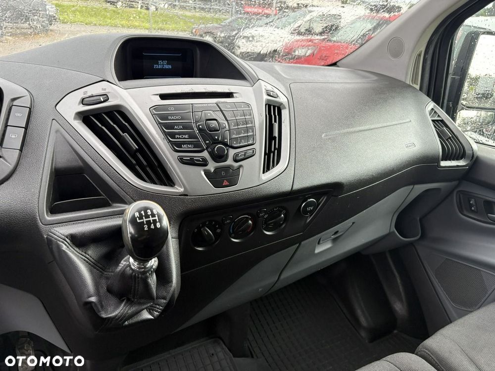 Ford Transit Custom - 12