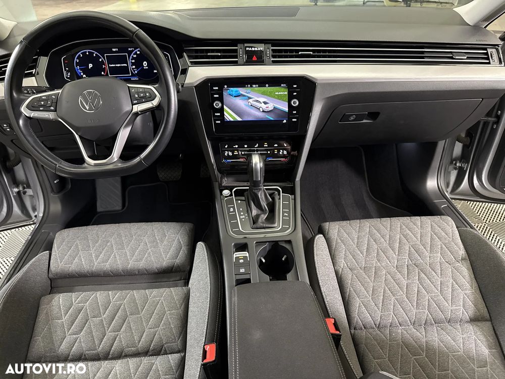 Volkswagen Passat - 10