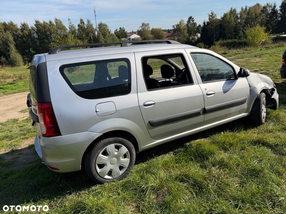 Dacia Logan - 5