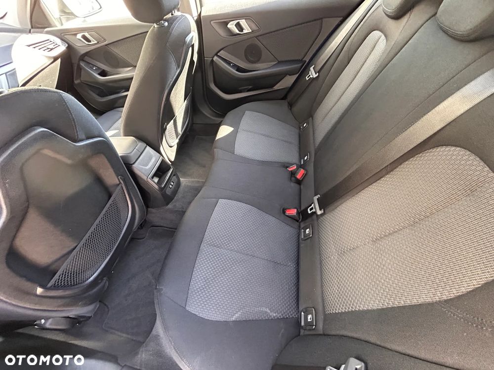 BMW Seria 1 118i Advantage - 20