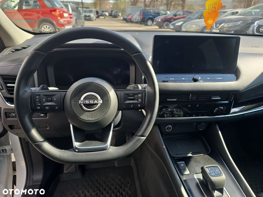 Nissan Qashqai 1.3 DIG-T N-Connecta DCT - 14