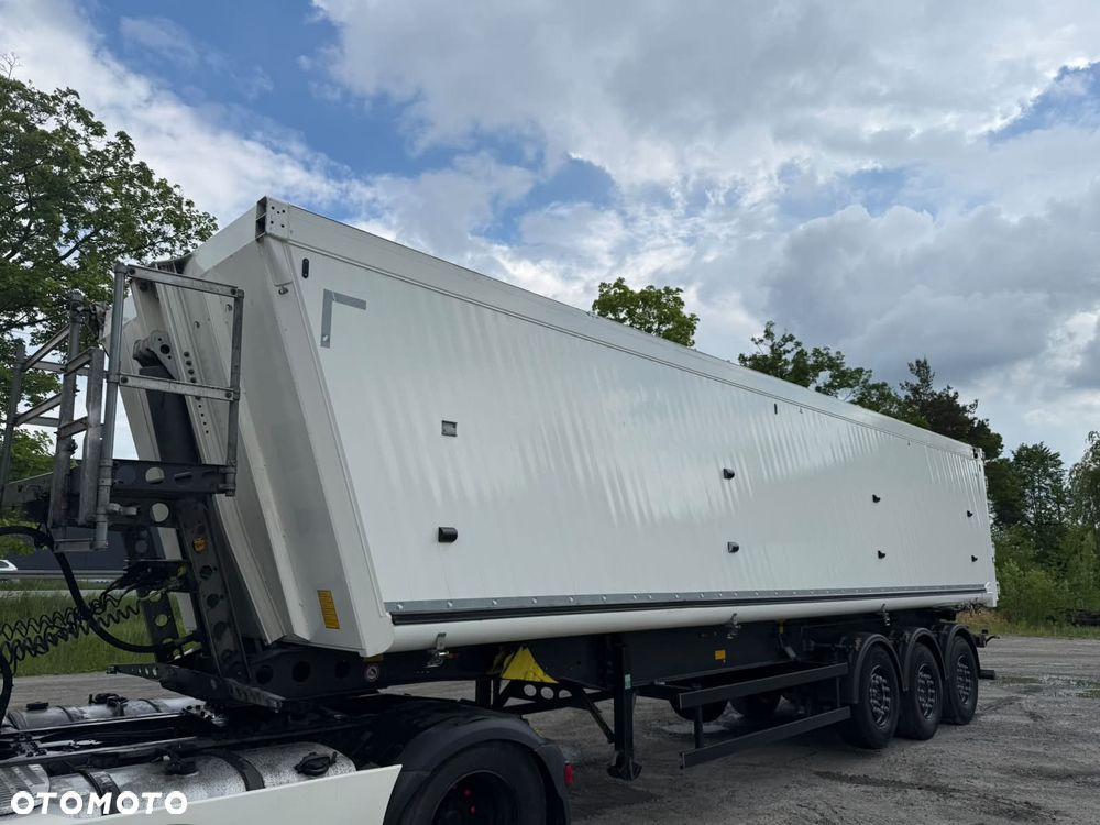Schmitz Cargobull - 1