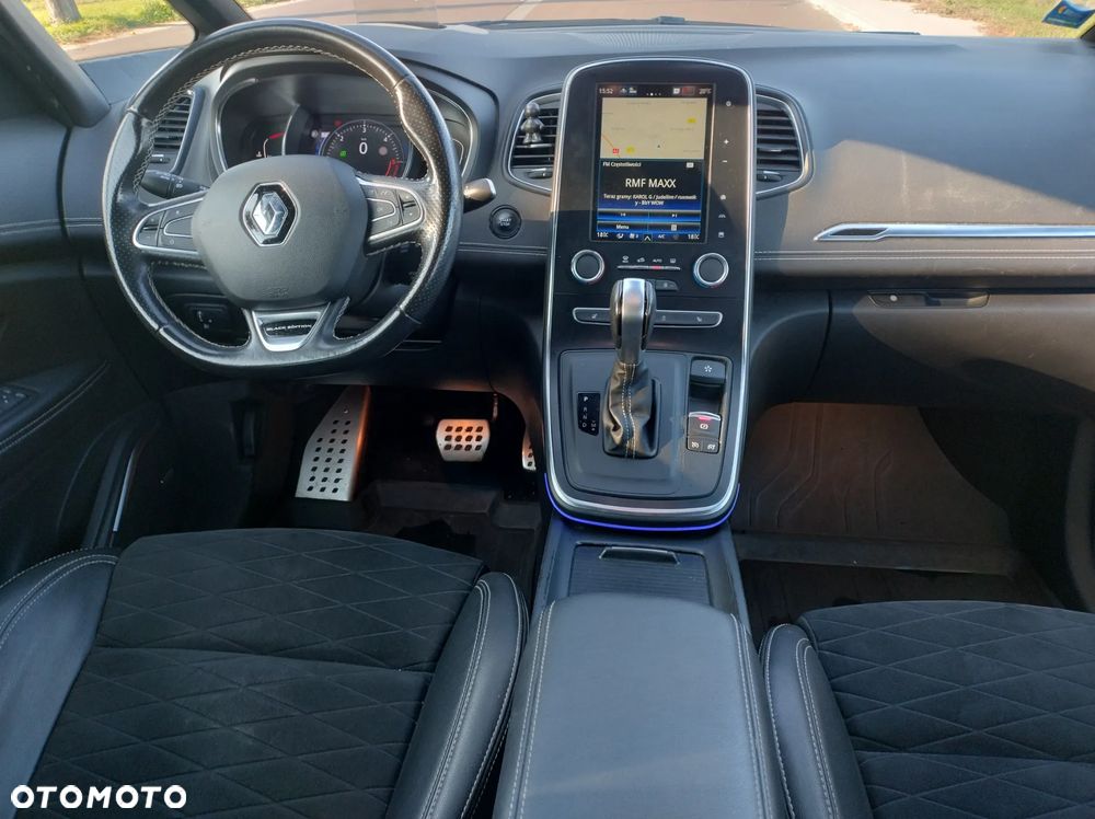 Renault Grand Scenic - 27