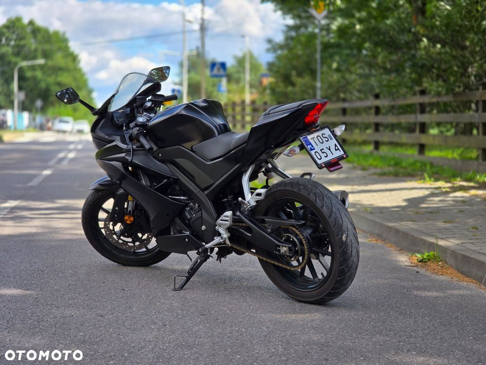 Yamaha YZF - 7