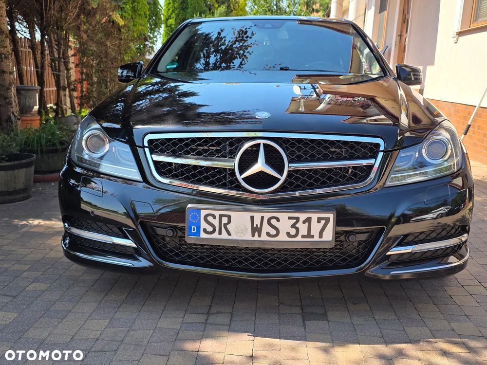 Mercedes-Benz Klasa C 180 BlueEFFICIENCY Avantgarde - 21