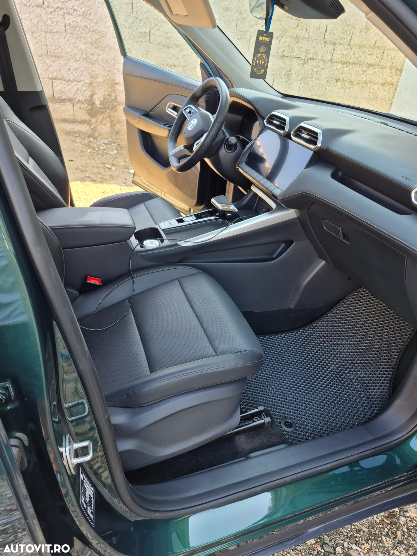 MG ZS HEV 1.5 GSI AT Exclusive - 6