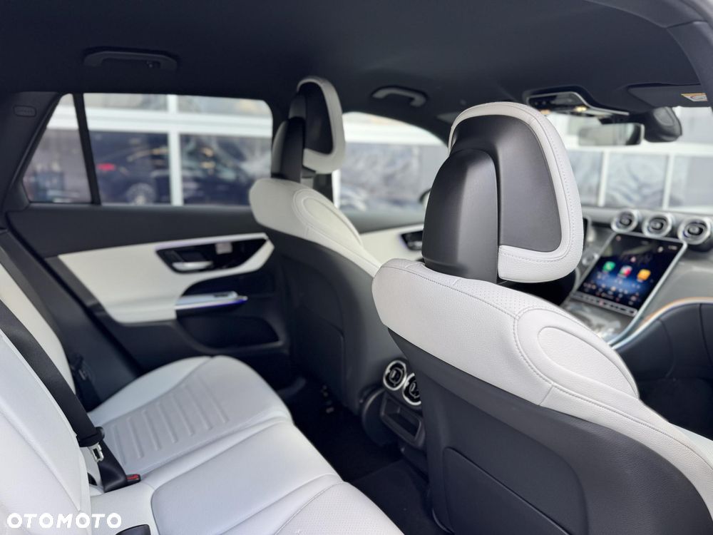 Mercedes-Benz GLC 300 e PHEV 4-Matic AMG Line - 13