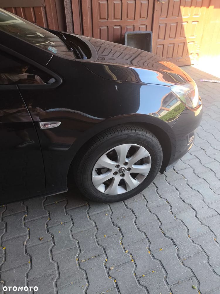 Opel Astra 1.4 T Enjoy - 15