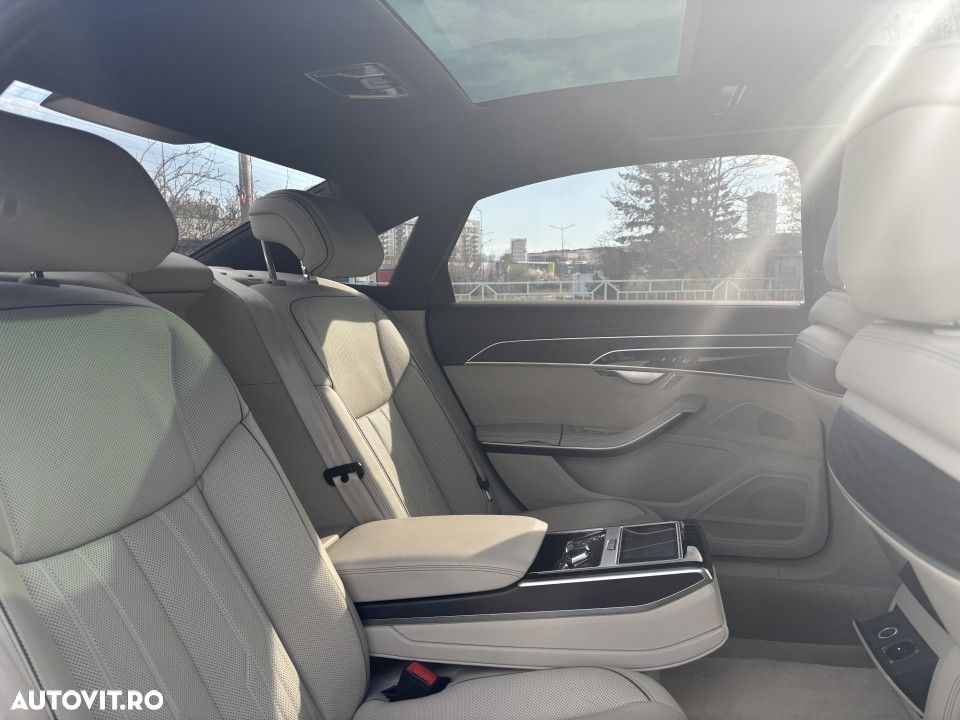 Audi A8 - 21