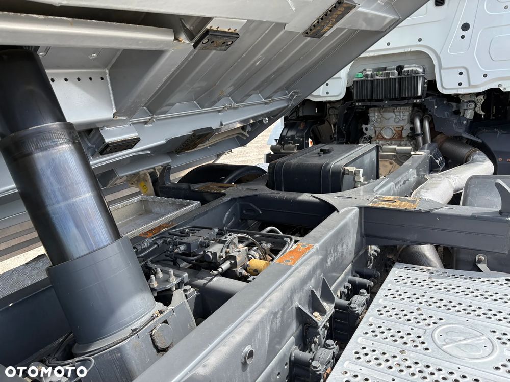 Mercedes-Benz AROCS 3245 8x4 Kipper Meiller SZWAJCARIA - 14