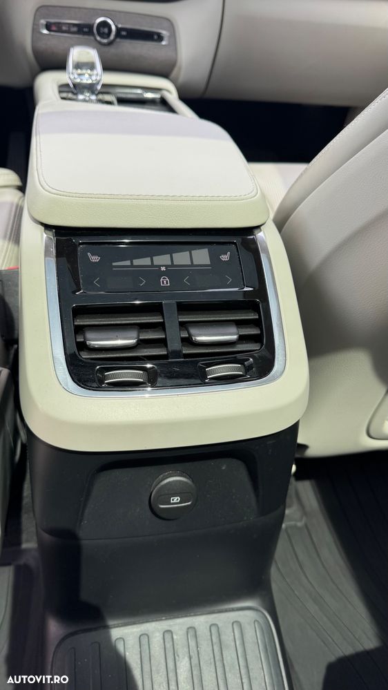 Volvo XC 90 - 19