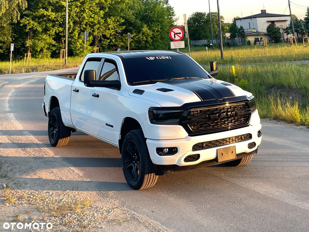 RAM 1500 Quad Cab Longbed Bighorn - 12