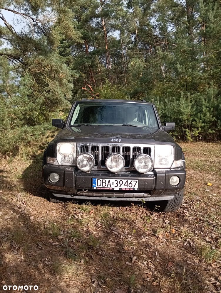 Jeep Commander 5.7 V8 HEMI Automatik Overland - 6