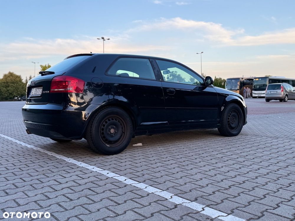 Audi A3 3-drzwiowe 2.0 TDI Attraction - 7