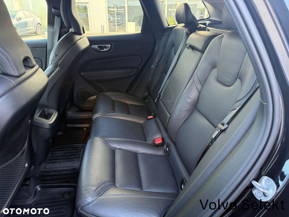 Volvo XC 60 - 21