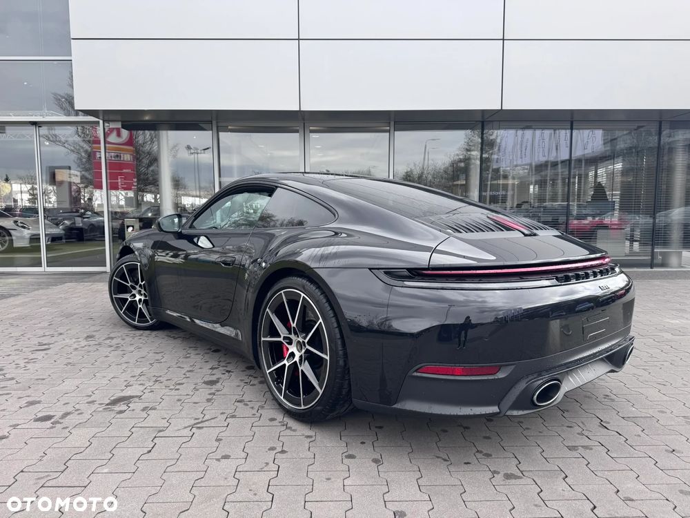 Porsche 911 Carrera S - 5
