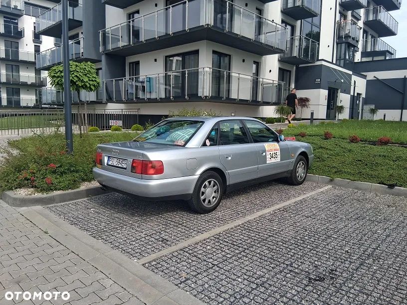 Audi A6 Limousine 2.6 E - 10