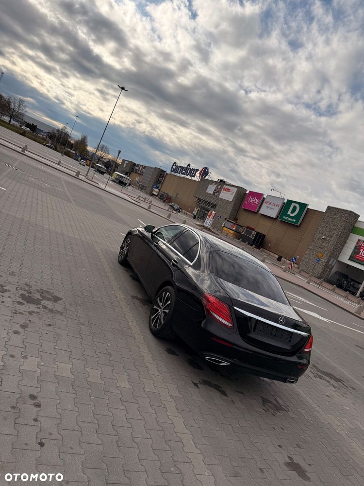 Mercedes-Benz Klasa E 220 d Avantgarde - 30