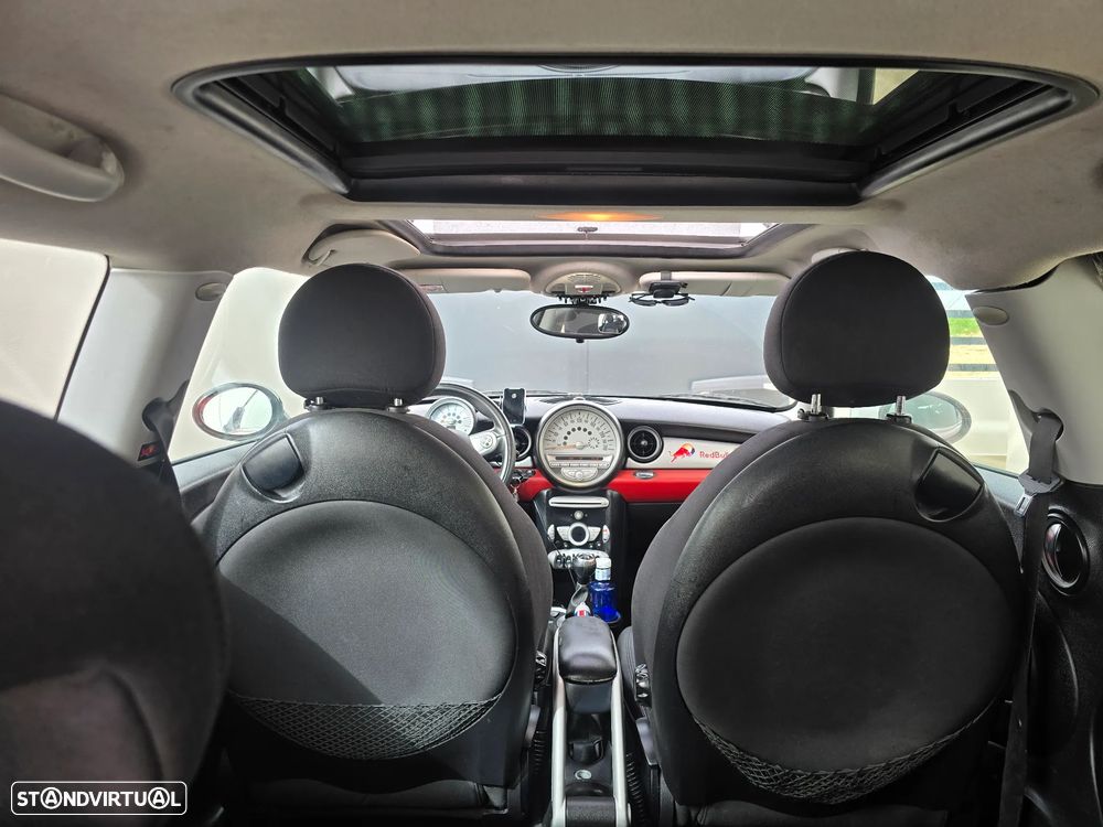 MINI Clubman Cooper D - 10