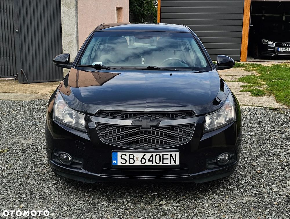 Chevrolet Cruze 1.6 LS - 2