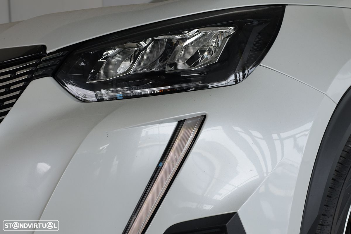 Peugeot 2008 1.2 PureTech Allure Pack - 6