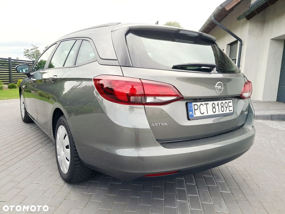 Opel Astra 1.6 CDTI Cosmo - 22