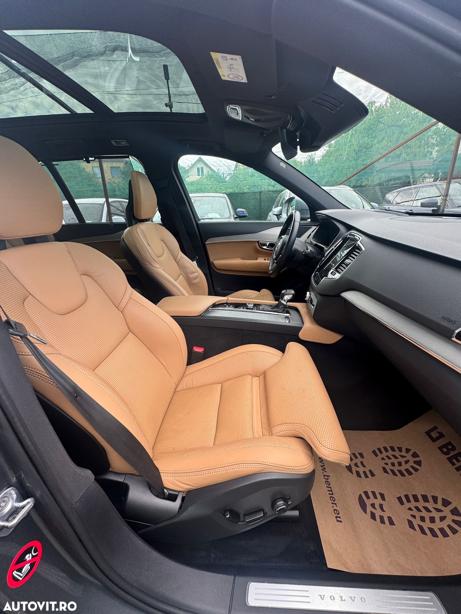 Volvo XC 90 - 5