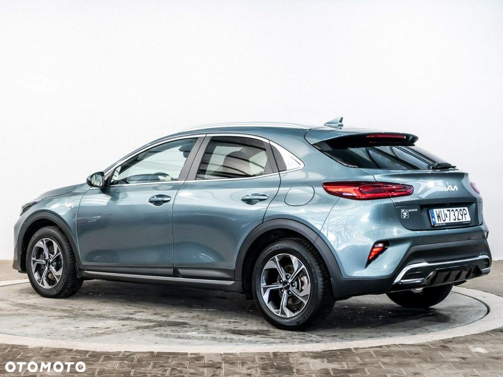 Kia XCeed 1.5 T-GDI M - 4