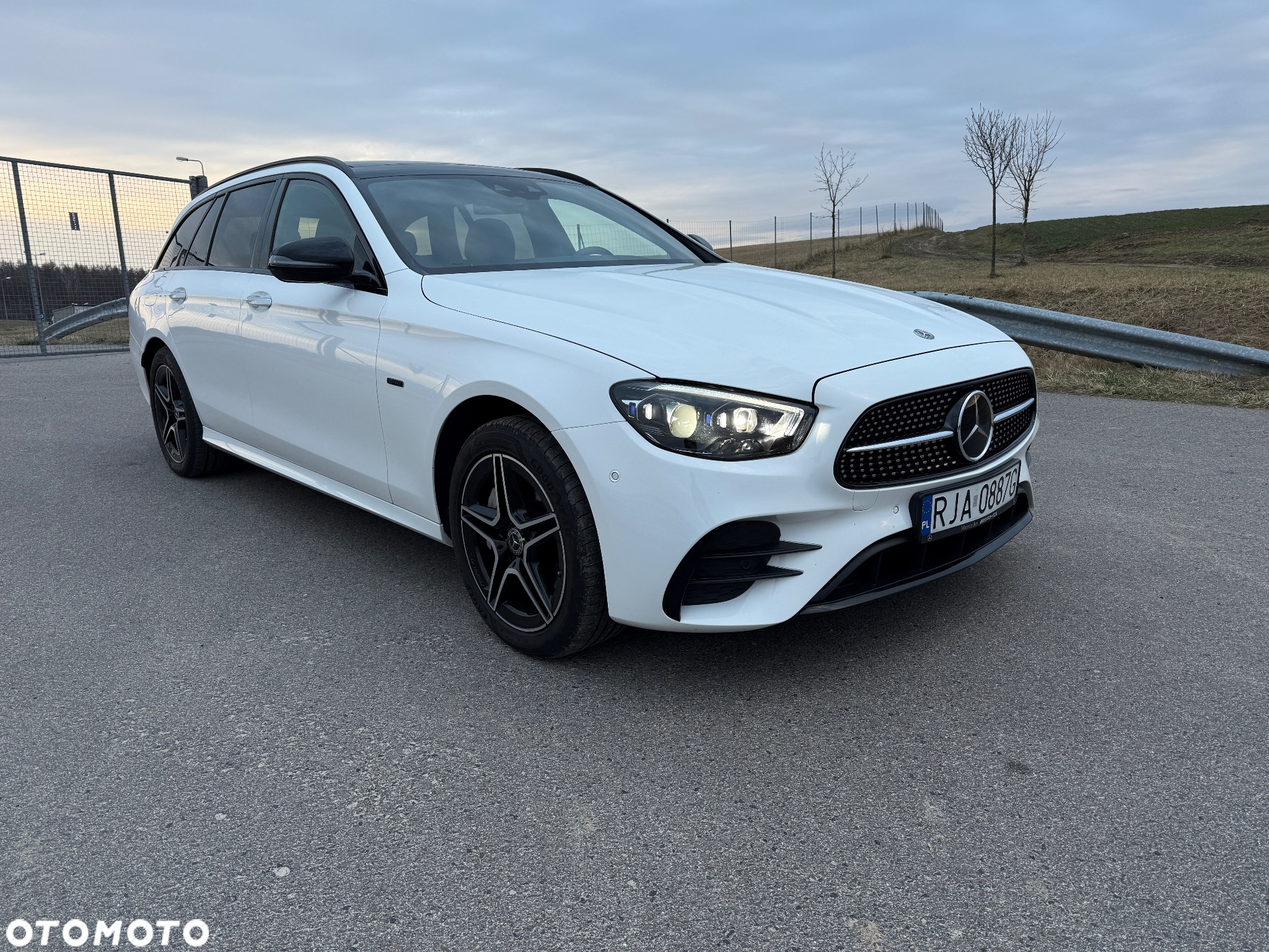 Mercedes-Benz Klasa E - 4