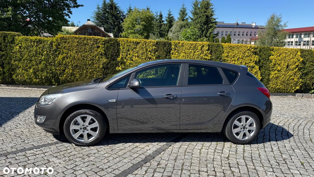 Opel Astra - 14