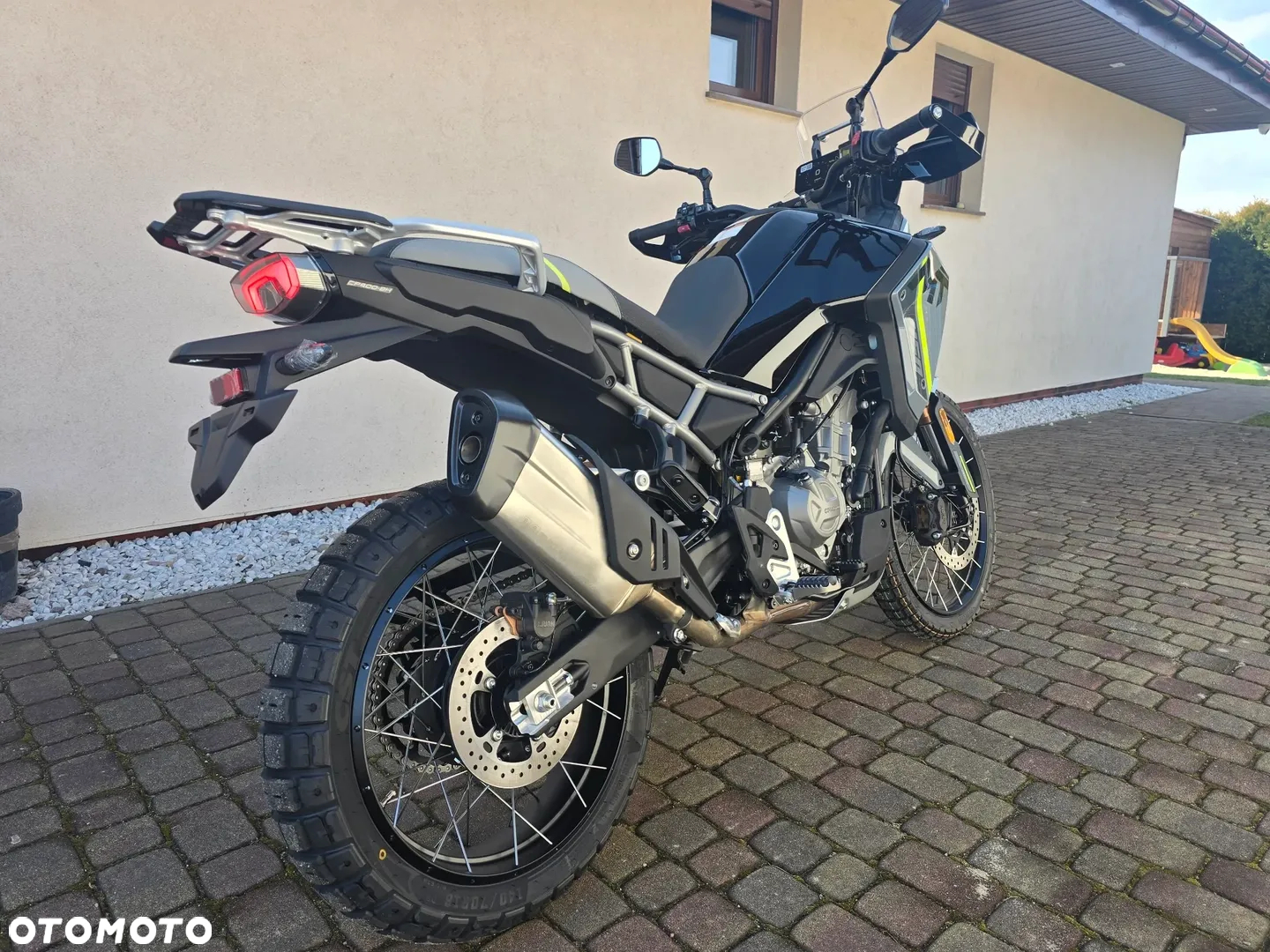 CFMoto MT - 13