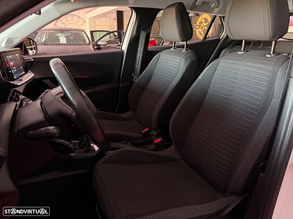 Peugeot 2008 1.2 PureTech Allure - 13