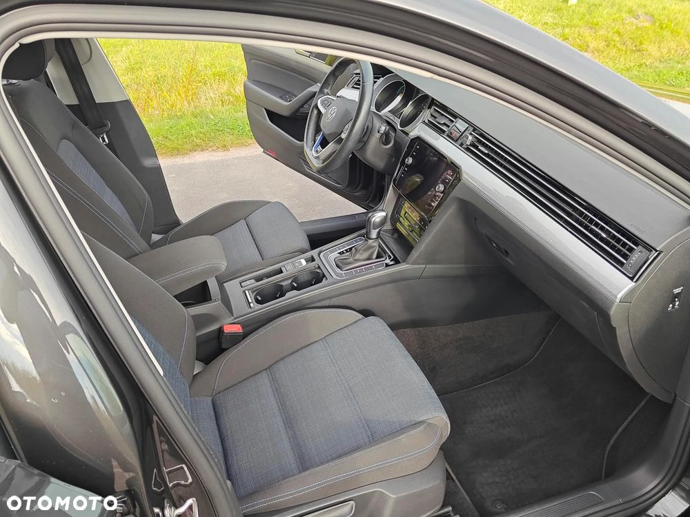 Volkswagen Passat 2020 photo 4