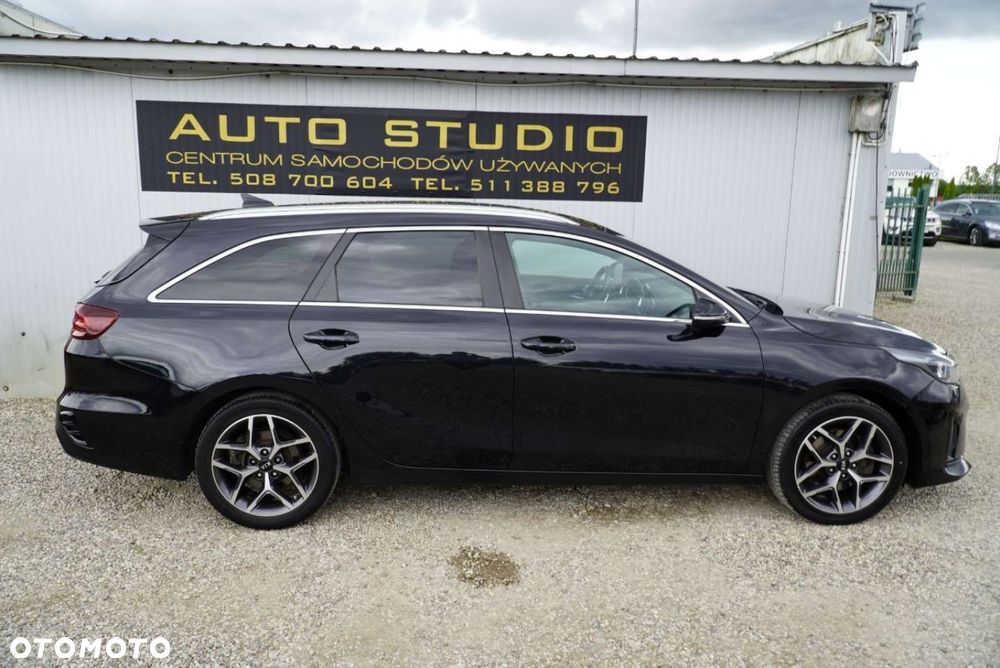 Kia Ceed 1.4 T-GDI DCT OPF GT Line - 32