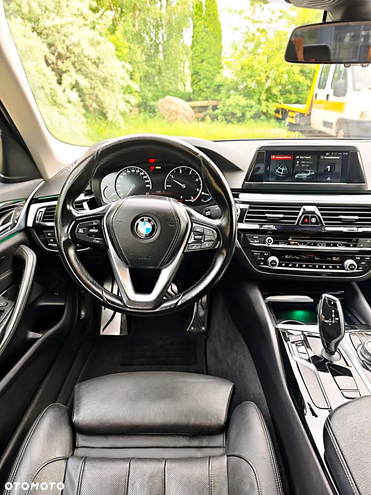 BMW Seria 5 520d Efficient Dynamics Edition Sport Line - 22