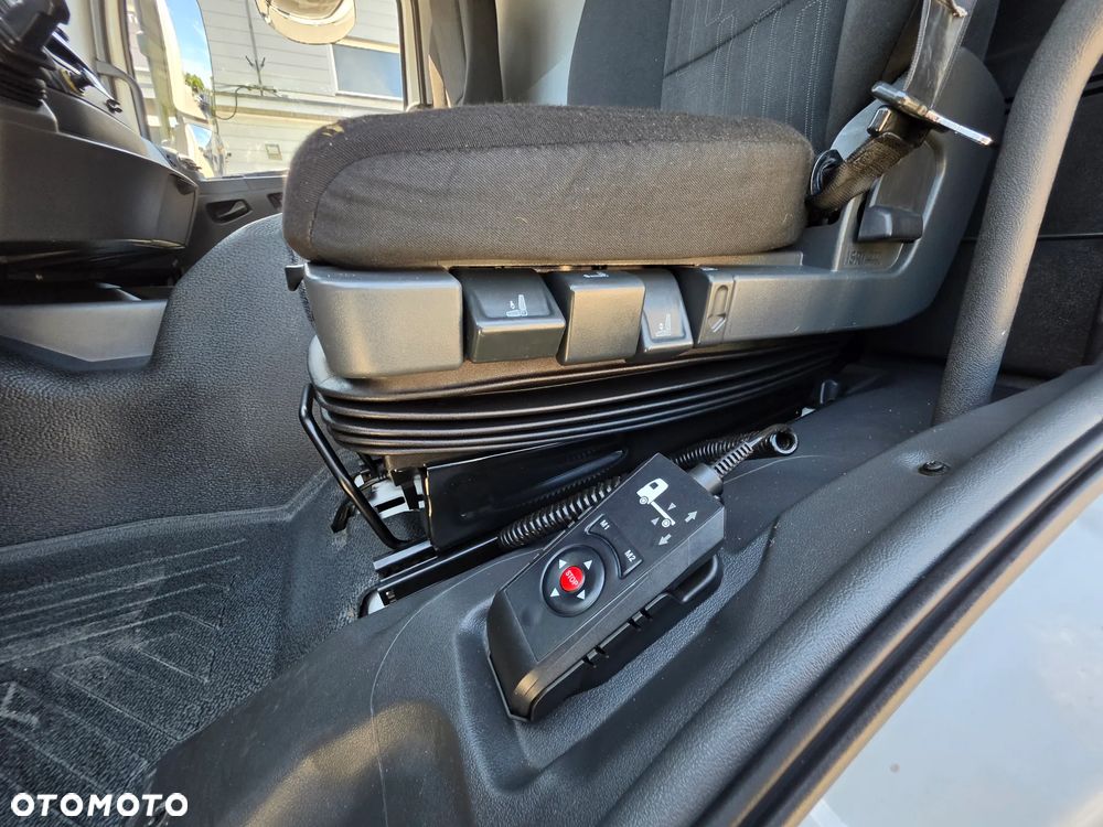 Mercedes-Benz Atego 1624 | EURO 6 | Automat | Chłodnia Lamberet | Winda 1500 kg | TYLKO 296 tys. km | SERWIS  | SUPER STAN | ŚCIANA GRODZIOWA | - 23