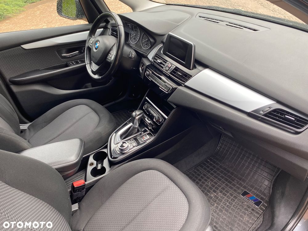 BMW Seria 2 216d Advantage - 9
